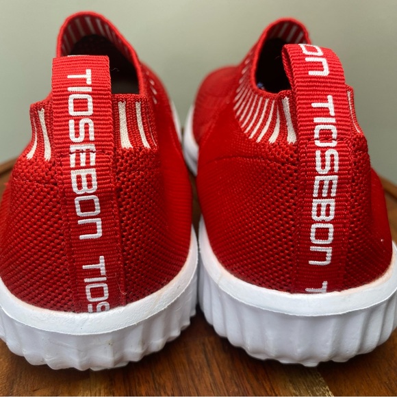 Tiosebon Red Knit Walking Athletic Shoe, size 8 Euro 38.5 - Picture 3 of 9